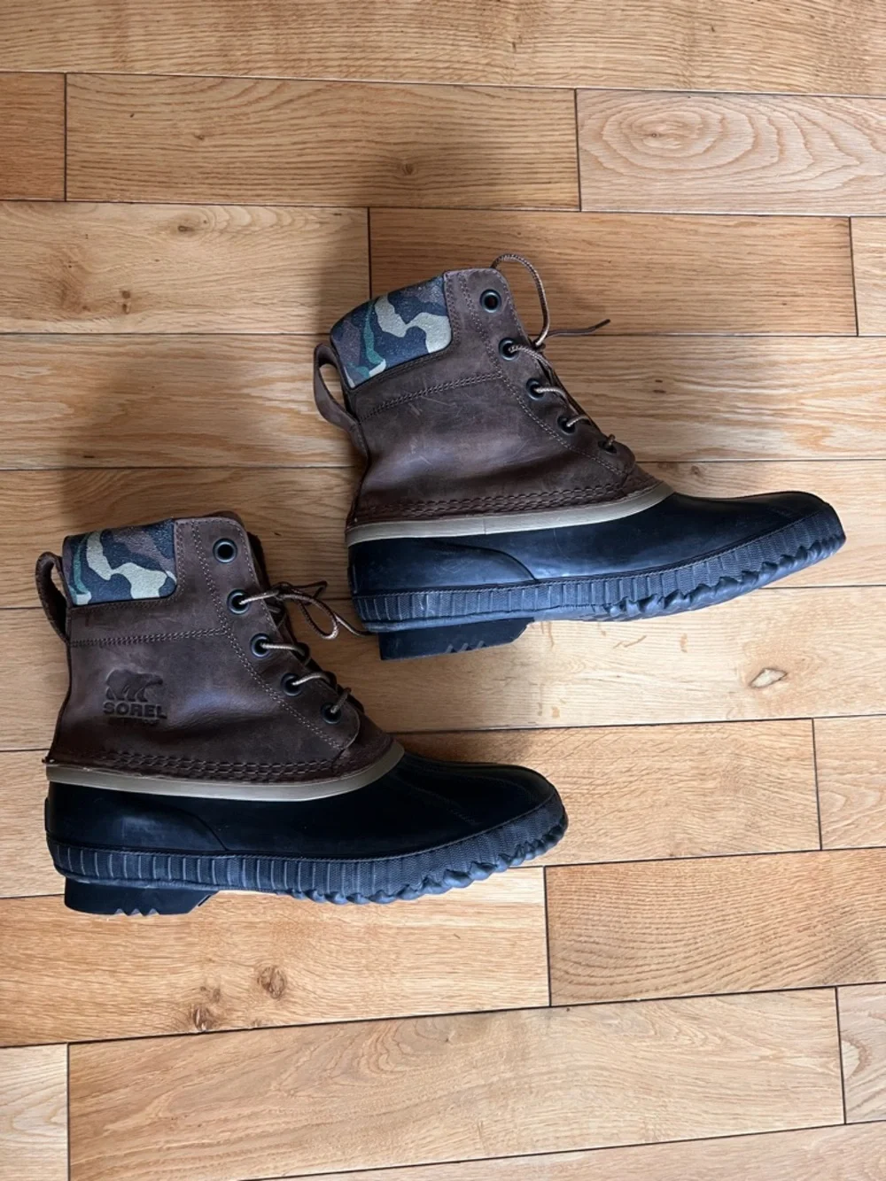 Sorel x J. Crew Cheyanne II Boots Camo Brown Leather Duck Boots Mens Size 10